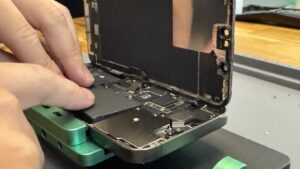 高雄 iPhone 換電池|店家實拍