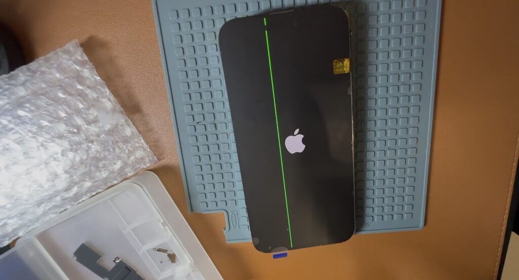 螢幕閃一下又正常或是螢幕閃爍出現綠線都要考慮進快送修（圖片來源：DADO3C）